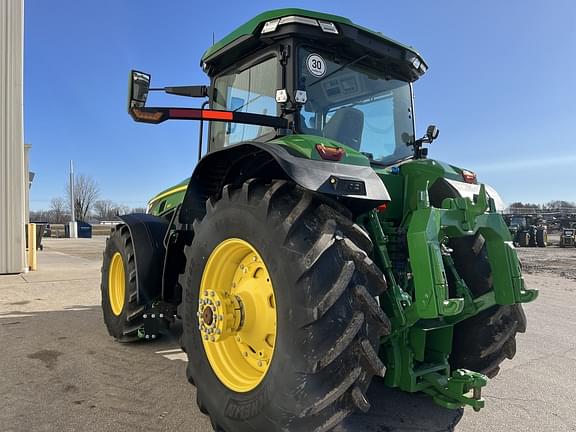 Image of John Deere 8R 410 equipment image 4