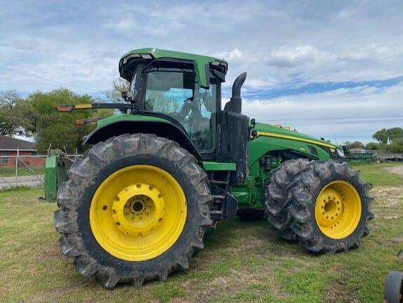 2023 John Deere 8R 410 Equipment Image0