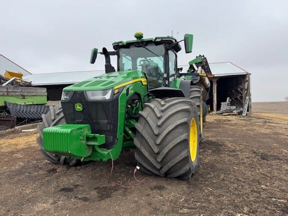 2023 John Deere 8R 410 Equipment Image0