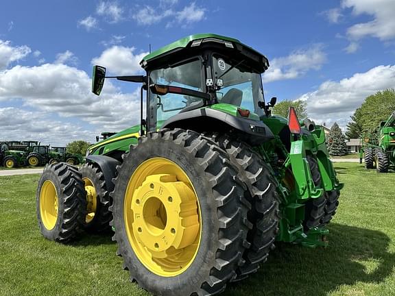 Image of John Deere 8R 410 equipment image 4