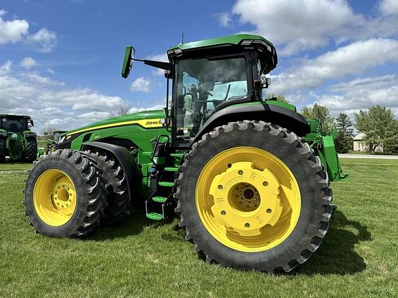 Image of John Deere 8R 410 equipment image 3