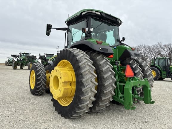 Image of John Deere 8R 410 equipment image 2