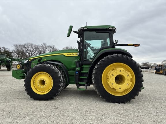 Image of John Deere 8R 410 equipment image 1