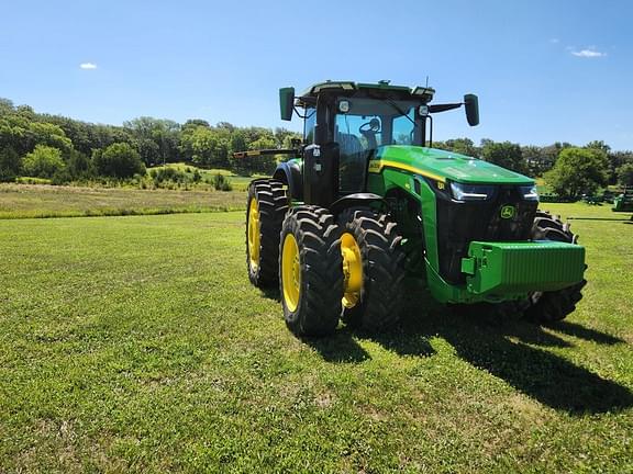 Image of John Deere 8R 410 equipment image 3