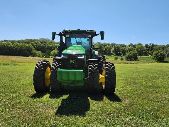 Image of John Deere 8R 410 equipment image 2