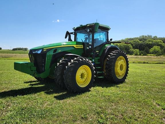 Image of John Deere 8R 410 equipment image 1