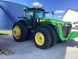2023 John Deere 8R 410 Image