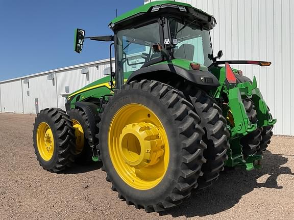 Image of John Deere 8R 410 equipment image 2