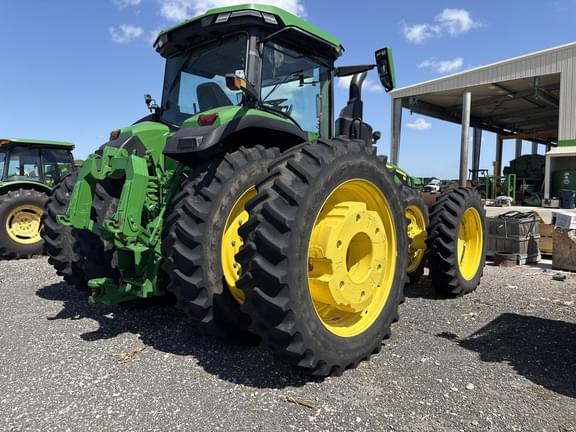 Image of John Deere 8R 410 equipment image 4
