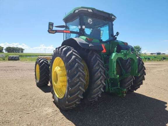 Image of John Deere 8R 410 equipment image 2