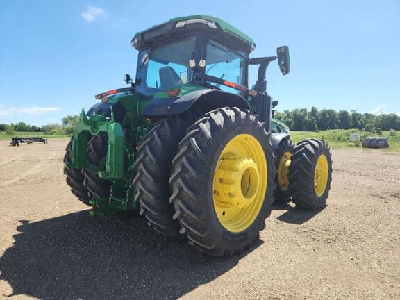 Image of John Deere 8R 410 equipment image 4
