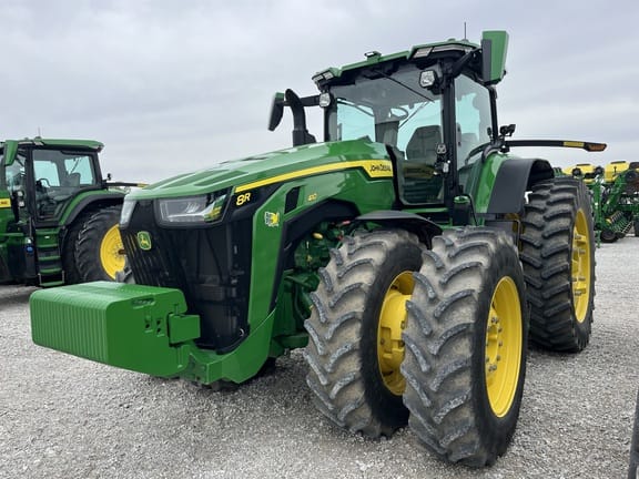2023 John Deere 8R 410 Equipment Image0