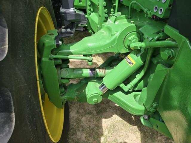 Image of John Deere 8R 410 equipment image 3