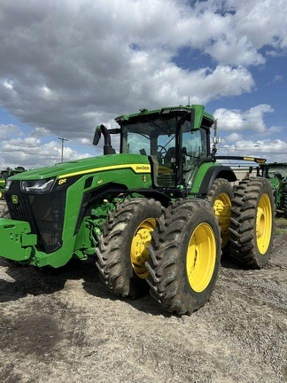 Image of John Deere 8R 410 equipment image 2