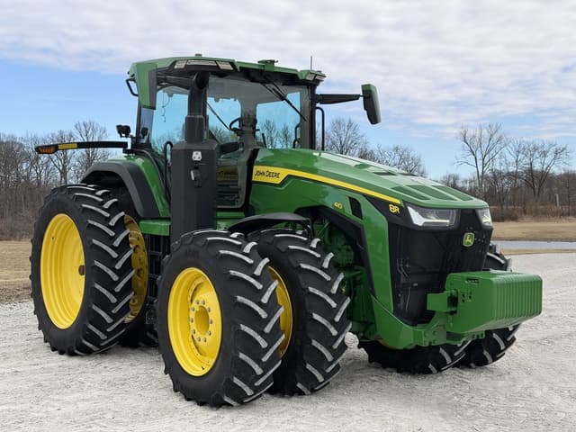 Image of John Deere 8R 410 equipment image 4