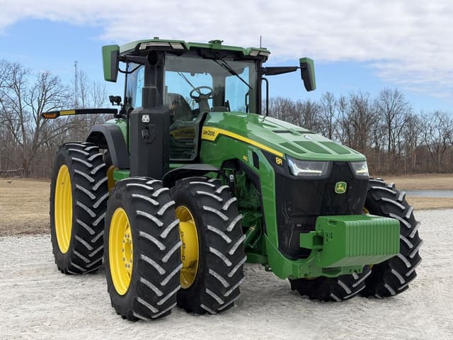 Image of John Deere 8R 410 equipment image 3