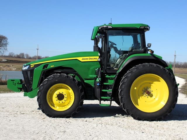 Image of John Deere 8R 410 equipment image 2