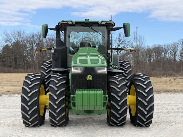 Image of John Deere 8R 410 equipment image 2