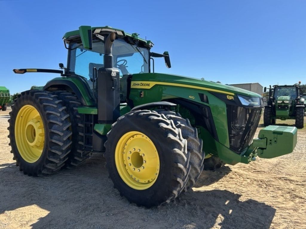 2023 John Deere 8R 410 Equipment Image0