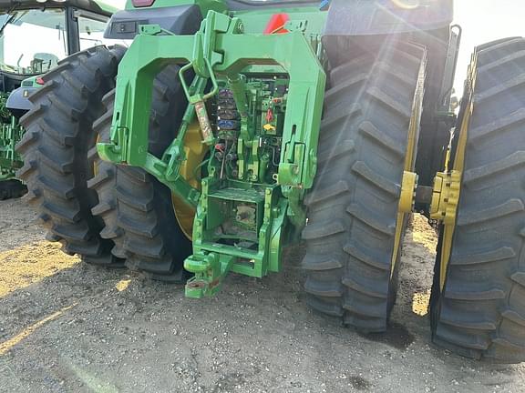 Image of John Deere 8R 410 equipment image 3