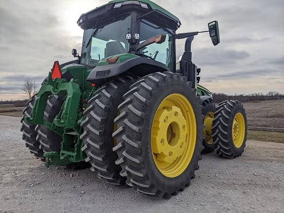 Image of John Deere 8R 410 equipment image 4