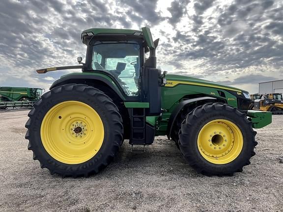 Image of John Deere 8R 410 equipment image 4