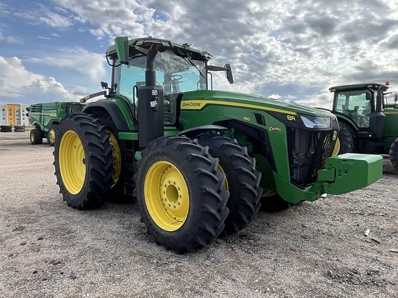 Image of John Deere 8R 410 equipment image 2