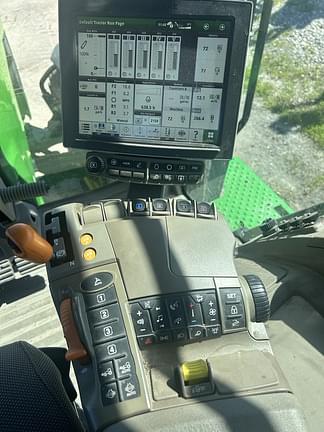 Image of John Deere 8R 410 equipment image 3