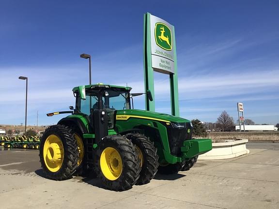 Image of John Deere 8R 410 Primary image