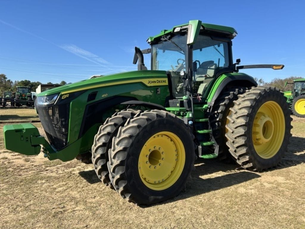 2023 John Deere 8R 410 Equipment Image0