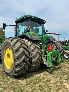 Image of John Deere 8R 410 equipment image 2