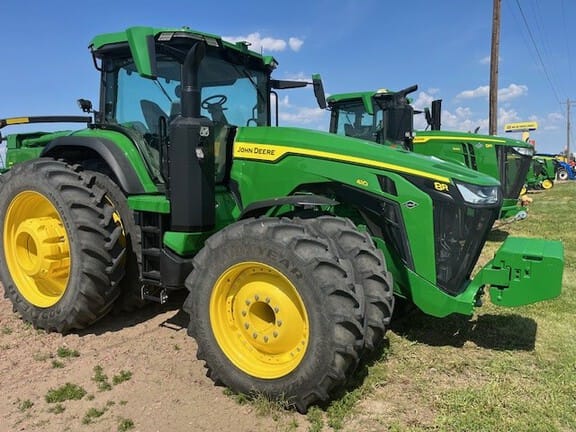 2023 John Deere 8R 410 Equipment Image0