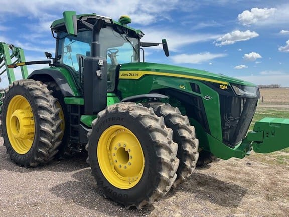 2023 John Deere 8R 410 Equipment Image0