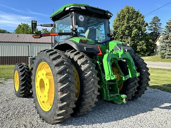 Image of John Deere 8R 410 equipment image 4