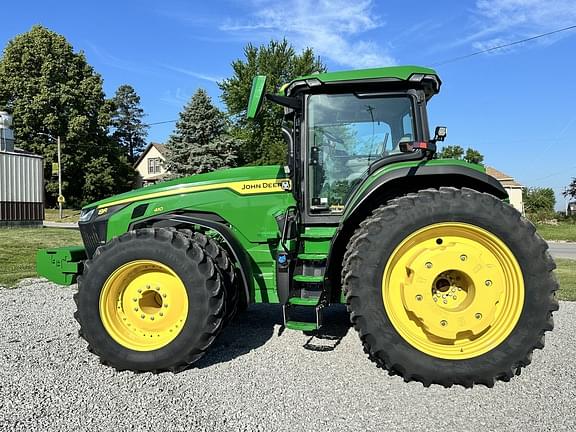 Image of John Deere 8R 410 equipment image 2