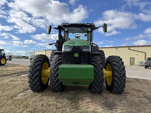 Image of John Deere 8R 410 equipment image 2