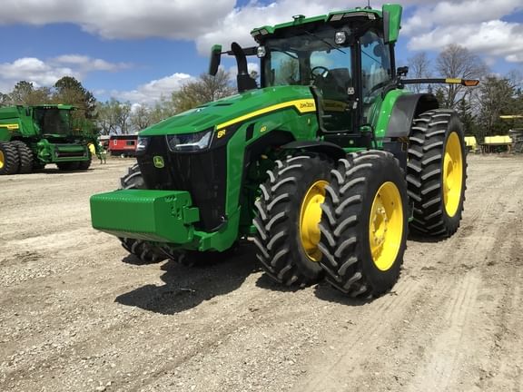 2023 John Deere 8R 410 Equipment Image0