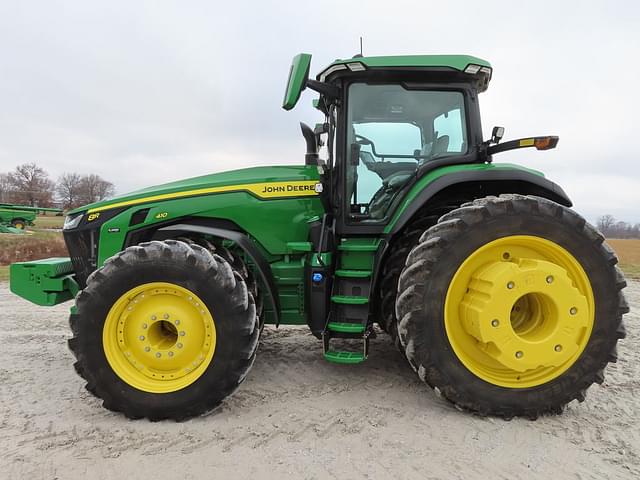 Image of John Deere 8R 410 equipment image 2