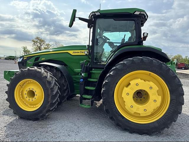 Image of John Deere 8R 410 equipment image 3