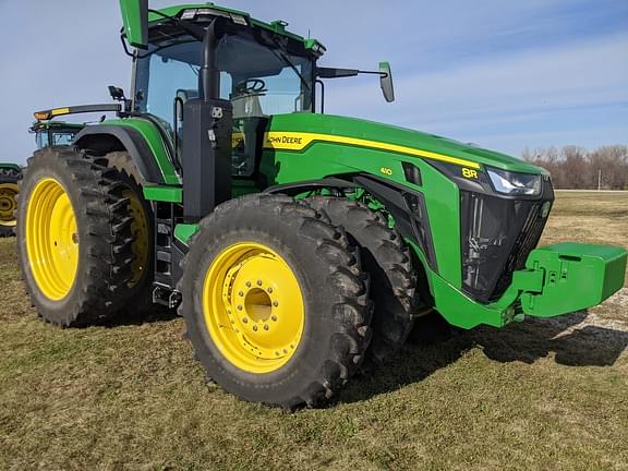 Image of John Deere 8R 410 equipment image 3