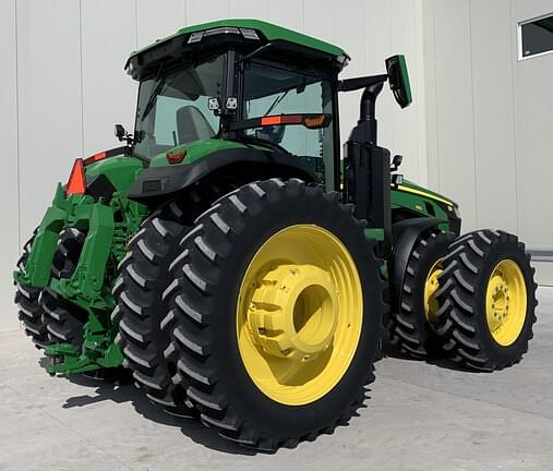 Image of John Deere 8R 410 equipment image 2