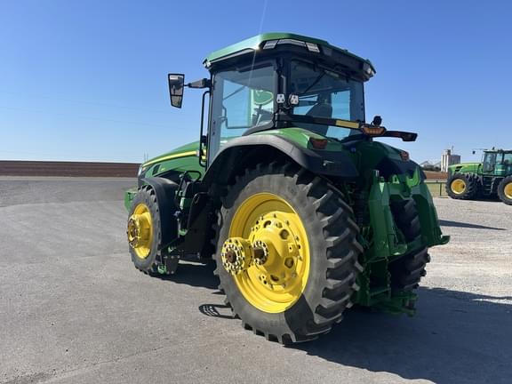 Image of John Deere 8R 410 equipment image 2