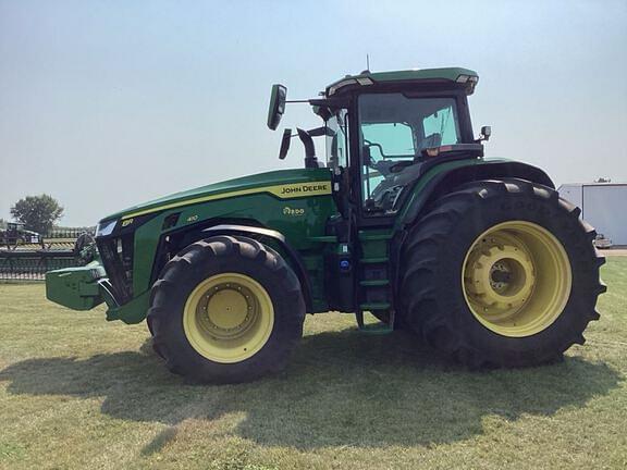 Image of John Deere 8R 410 equipment image 2