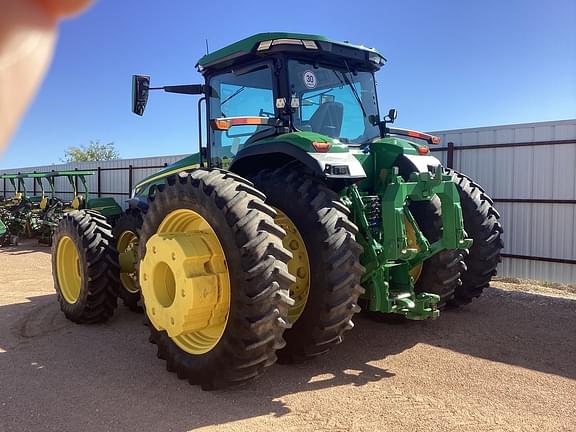 Image of John Deere 8R 410 equipment image 3