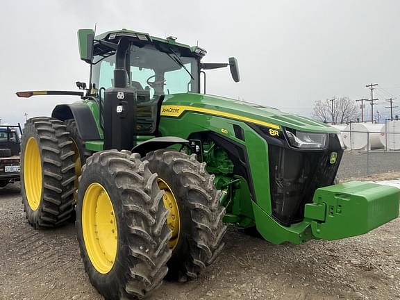 Image of John Deere 8R 410 equipment image 2