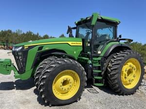 2023 John Deere 8R 410 Image