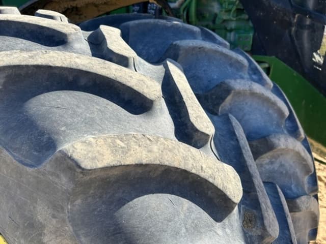 Image of John Deere 8R 410 equipment image 3