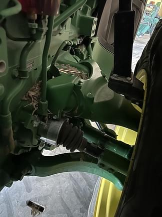 Image of John Deere 8R 410 equipment image 2