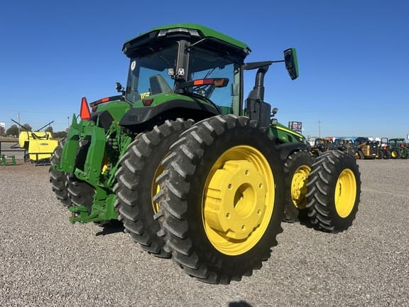 Image of John Deere 8R 410 equipment image 4