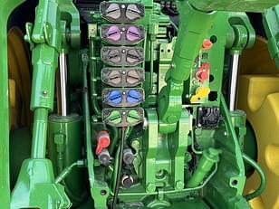 Main image John Deere 8R 410 11